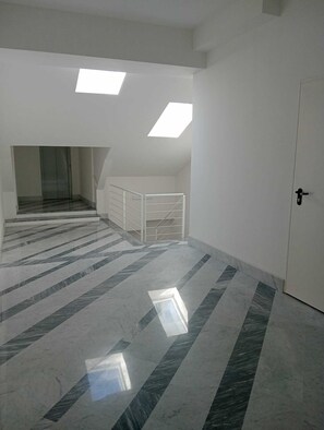 Interior - COMFY & COZY, in the heart of Chiavari, cozy two-room special and perfect" (Chiavari)