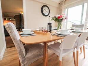 Dining - Bronte View Cottage, Haworth (Keighley)