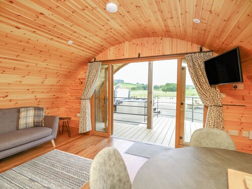 Charming Bluebell Retreat in Rhayader