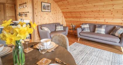 Charming Bluebell Retreat in Rhayader