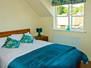 WiFi - Water's Edge Retreat with WiFi (Whitby)
