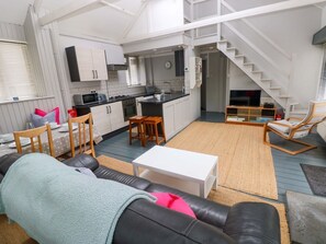 Living area - Brewery Cottage, Saundersfoot (Saundersfoot)