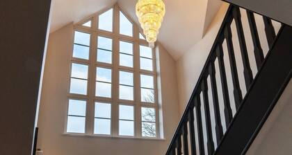 Hallam Retreat, West Hallam
