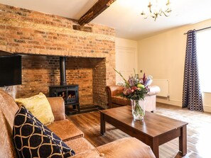 Living area - Bodaioch Hall, Caersws (Caersws)