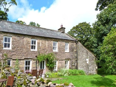 Exterior. High Sprintgill Cottage, Ravenstonedale