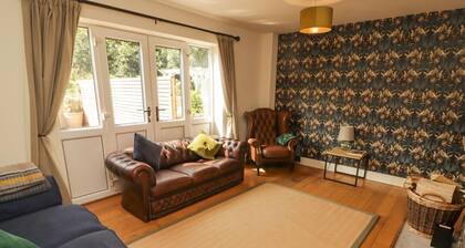 Meadow Cottage, Llanarthney