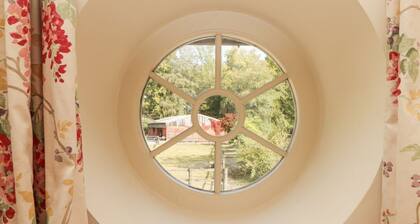 Meadow Cottage, Llanarthney