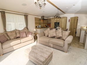 Living area - Crosswinds 68, Bembridge (Bembridge)