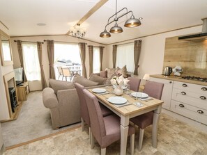 Interior - Crosswinds 68, Bembridge (Bembridge)