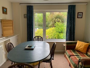 Interior - Charming Flat 6 in Falmouth (Falmouth)