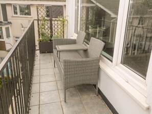 Property grounds - Charming Flat 6 in Falmouth (Falmouth)