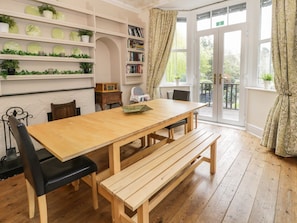 Dining - The Mill House, Carrog (Corwen)