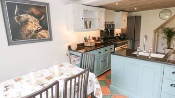 Dishwasher, high chair