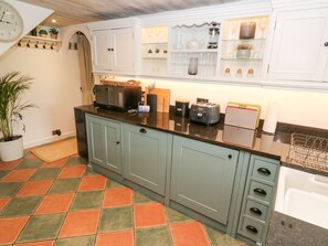 Dishwasher, highchair