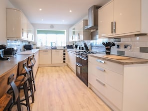 Dishwasher, highchair - The Beach House, Prestatyn (Prestatyn)