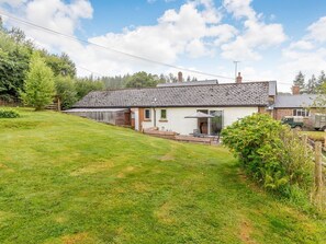 Exterior - Charming Foxlair Cottage Retreat (Minehead)