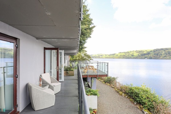 Tegid Lakeside - Bala Lake