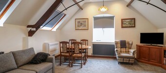 The Coach House Apartment, Rosliston