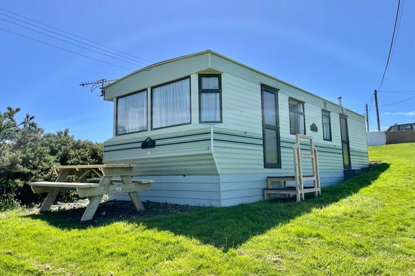 Caravan at Cartref