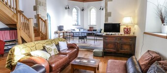Church LLygaid y Dyffryn, Brynhoffnant