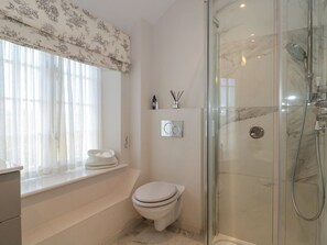Shower - Pomme Blushe House in Bridport (Bridport)