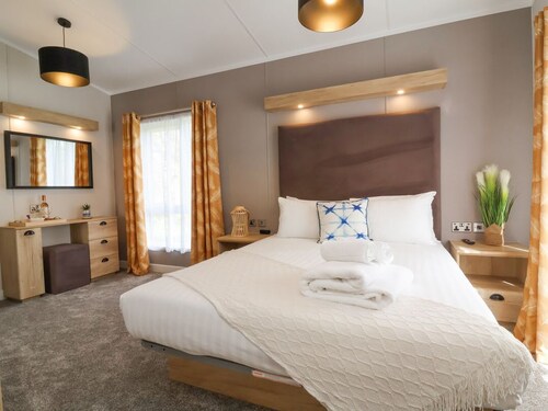 16 Manleigh Park, Combe Martin