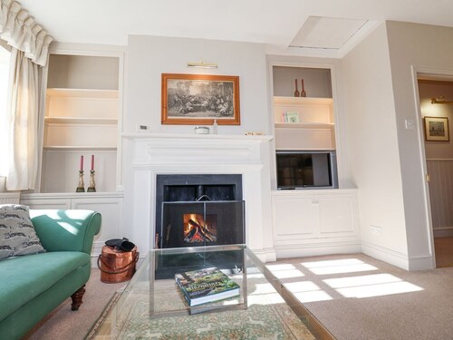 Holm Oak Lodge, Weeley
