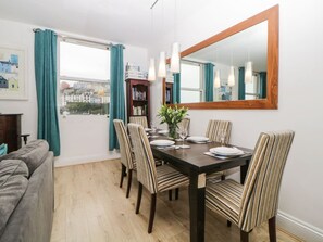 Dining - Quayside Lookout, Brixham (Brixham)