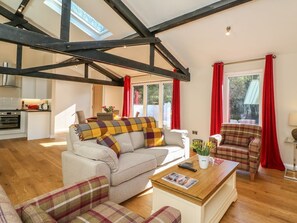 Living area - Zeal Cottage, Crediton (Crediton)