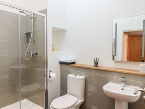 Shower - Zeal Cottage, Crediton (Crediton)