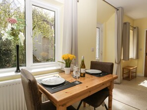 Dining - Long Batch Cottage, Ditcheat (Shepton Mallet)