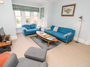 Living area - 5 The Nab House, Bembridge (Bembridge)