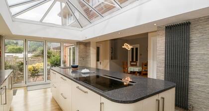Sherpa, Wellow, Hampshire