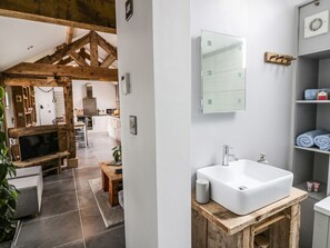 Interior - Freds Shed, Hereford (Hereford)