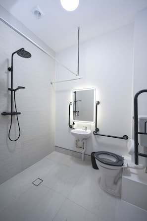 Shower, hair dryer - The Sixty | Luxury 2BR Apt with Secure Parking (Cardiff)