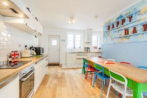 Private kitchen - Quayside House, Scarborough (Scarborough)