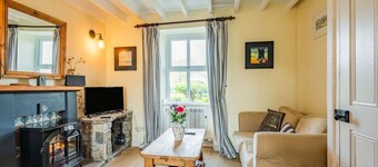 2 Sea View Cottage, Nefyn