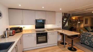 Dishwasher, highchair