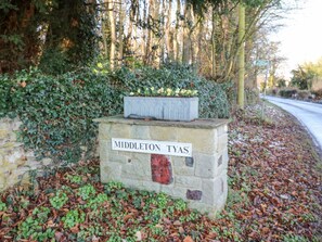 Property grounds - Wellington Lodge Cottage, Middleton Tyas (Richmond)