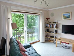 Living area - Baytree Apartment, Grange-Over-Sands (Grange-Over-Sands)