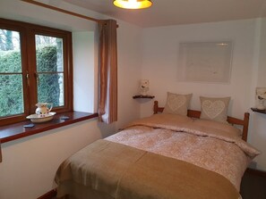 WiFi - Charming Ty Barcud in Nuneaton (Lampeter)