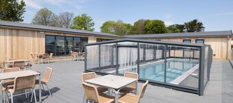 Spacious T/B Lodge 66 at Riviera Bay