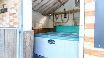Bain à remous intérieur