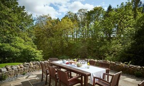 Outdoor dining - Oughtershaw Hall, Hawes (Skipton)
