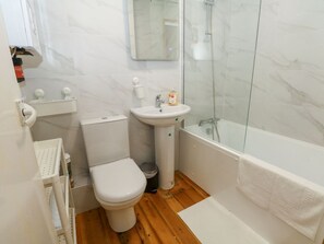 Shower - Holme Cottage, Hebden Bridge (Hebden Bridge)