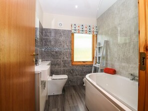 Shower - Birchbank, Grantown-On-Spey (Grantown-on-Spey)