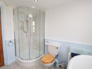 Shower - Garreg Wen Isaf Bach, Penygroes (Penygroes)