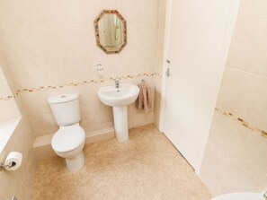 Shower - Coverdale Cottage, Carlton-In-Coverdale (Leyburn)