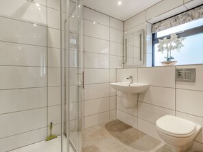 Shower - Secret Kingdom Cottage, Warkworth (Warkworth)