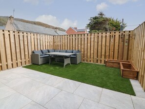 Outdoor dining - 1 Crud Y Mor, Barmouth (Barmouth)